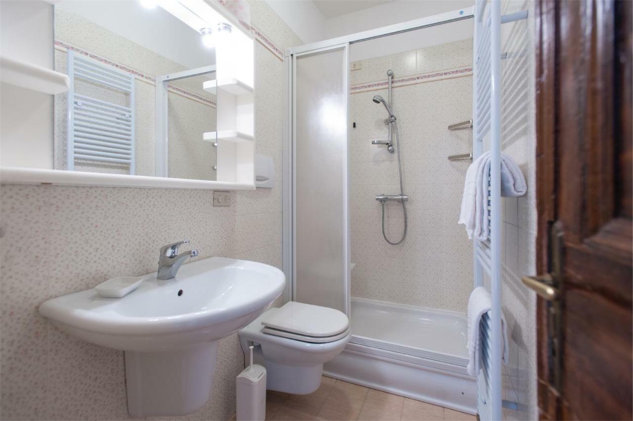 Apartament Dimora Storica Caproni Arco Zewnętrze zdjęcie